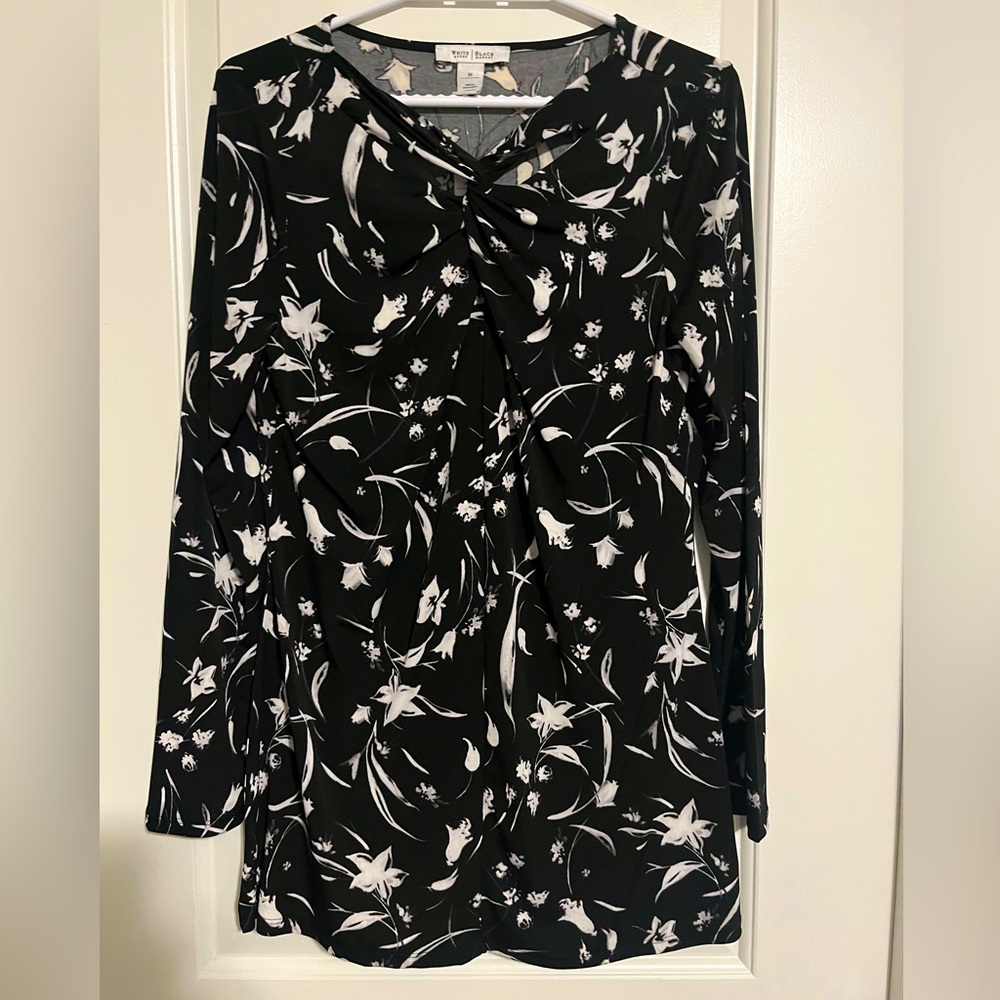 WHITE HOUSE BLACK MARKET tunic with twist front size M BNWT